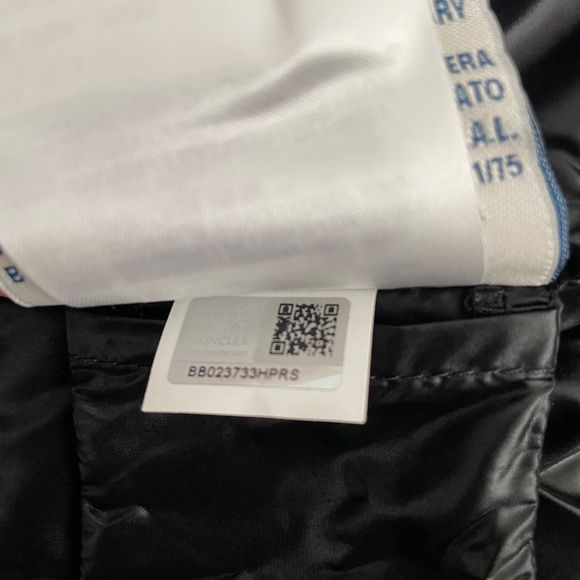 Moncler Down Feather Puffer Jacket - Picture 3 of 3